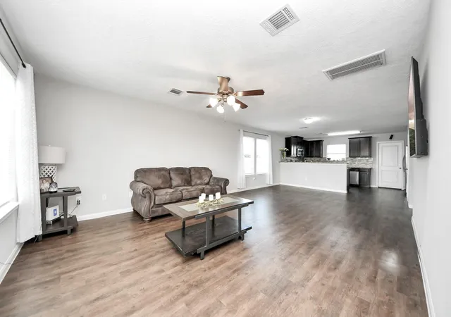 Photo 3 of Single family home for sale at 696 Road 5105, Cleveland, TX 77327 | MLS# 59179231 | Listing updated on 2026-06-22