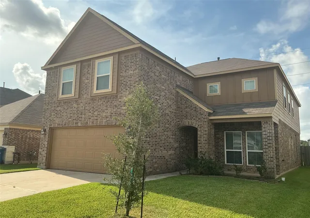 Photo 1 of Single family home for sale at 15318 Laceleaf Trl, Houston, TX 77044 | MLS# 91312678 | Listing updated on 2025-12-06