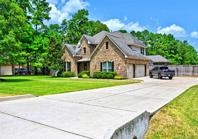 2nd image of 17810 Country Mdw, Magnolia, TX 77355 | MLS# 92660222