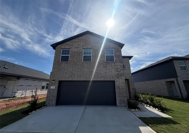 1st image of 3213 Captain's Cove, Dickinson, TX 77539 | MLS# 74926640