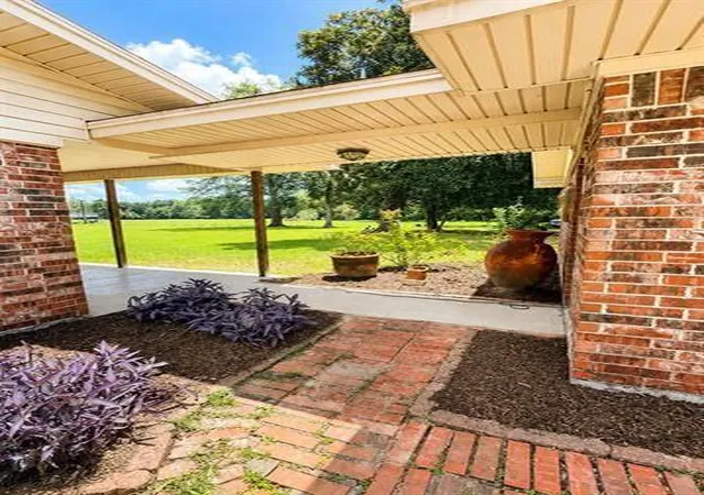 Photo 3 of Sale Pending at 7565 Silver Star Rd, Sour Lake, TX 77659 | MLS# 54421277 | Listing updated on 2026-09-21