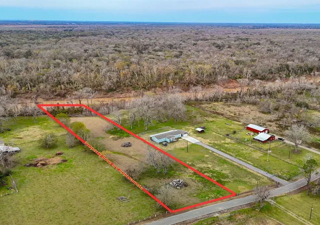 Homes for sale in Rosharon, TX | 0000 County Road 42, Rosharon, TX 77583 | MLS# 21941134