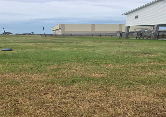 4th image of 1977 Pedregal Street Wy, Crystal Beach, TX 77650 | MLS# 18806112