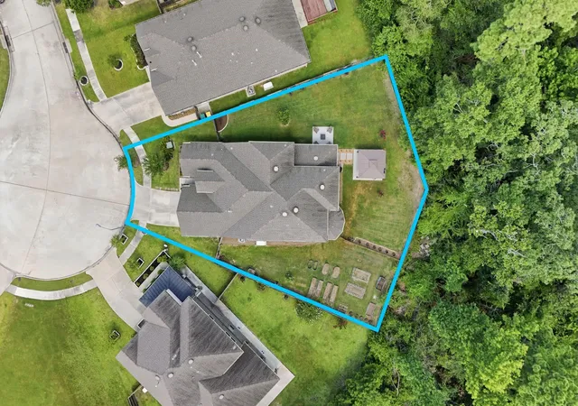 Photo 3 of Single family home for sale at 4337 Heavenly Woods Dr, Spring, TX 77386 | MLS# 10237400 | Listing updated on 2026-09-08
