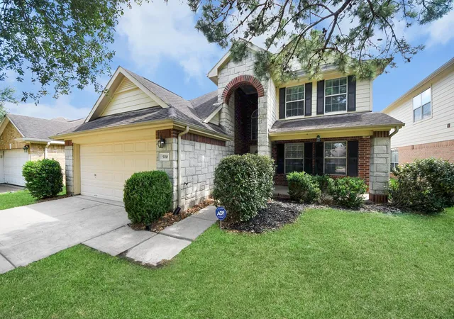 Photo 3 of Single family home for sale at 5110 Moss Garden Ln, Katy, TX 77494 | MLS# 51772018 | Listing updated on 2026-09-12