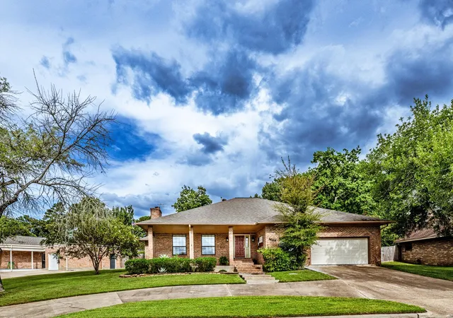 43rd image of 1623 Green Briar Dr, Huntsville, TX 77340 | MLS# 25612062