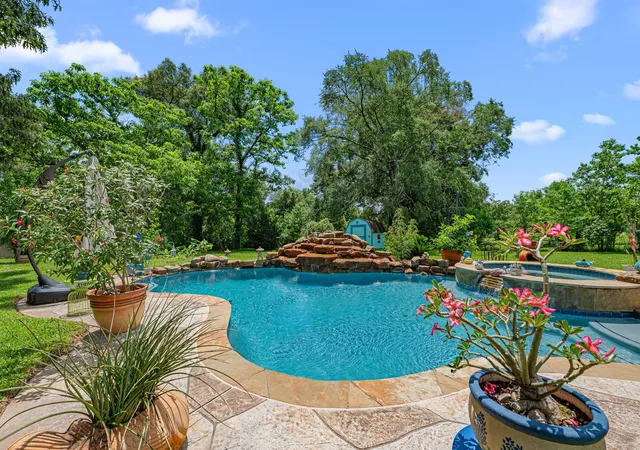 Photo 1 of Single family home for sale at 203 Chipmunk Trl, Shepherd, TX 77371 | MLS# 65526649 | Listing updated on 2026-08-27