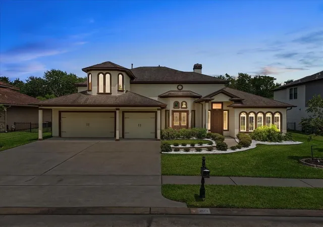 1st image of 205 Del Monte Dr, Friendswood, TX 77546 | MLS# 15012060