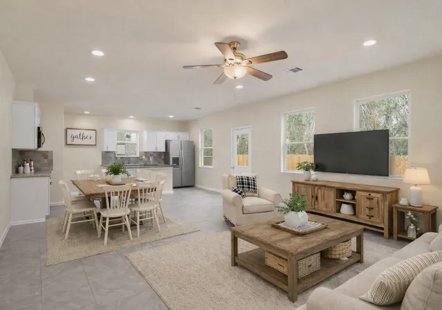 Photo 3 of Single family home for sale at 4947 Leamathew St, Houston, TX 77045 | MLS# 61956479 | Listing updated on 2026-05-28
