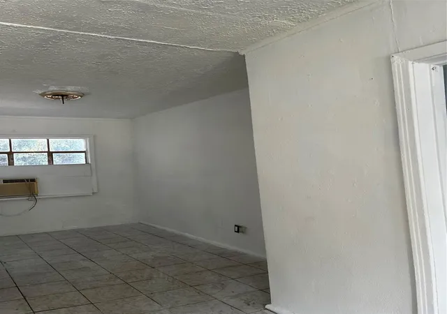 4th image of 913 Anthony Ct, Pasadena, TX 77506 | MLS# 41407089