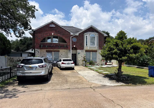 Photo 1 of Single family home for sale at 9717 Debbie Ln, Houston, TX 77038 | MLS# 82839402 | Listing updated on 2026-09-10