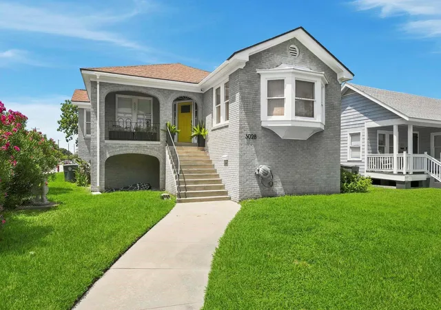 Photo 1 of Single family home for sale at 5028 Ursuline, Galveston, TX 77551 | MLS# 64466732 | Listing updated on 2026-09-02