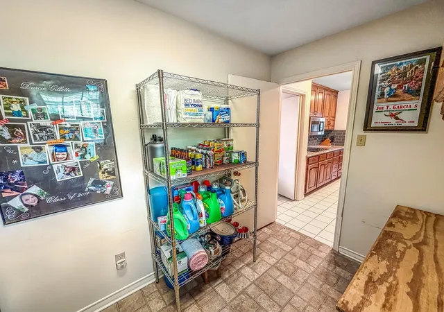 28th image of 1401 Avenue O #H, Huntsville, TX 77340 | MLS# 52209012