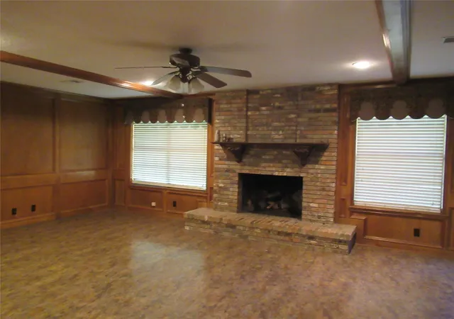 image of 118 Arrowwood St, Lake Jackson, TX 77566 | MLS# 88416272