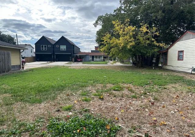 Photo 3 of Land for sale at 5207 Arapahoe St, Houston, TX 77020 | MLS# 79591296 | Listing updated on 2026-02-17