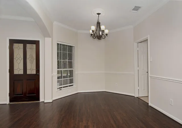 Homes for sale in The Woodlands, TX | 23 Lamps Glow Pl, The Woodlands, TX 77382 | MLS# 86104794