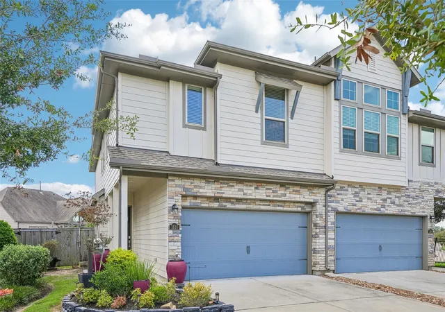 2nd image of 1810 Ryon Falls Dr, Richmond, TX 77469 | MLS# 32781677