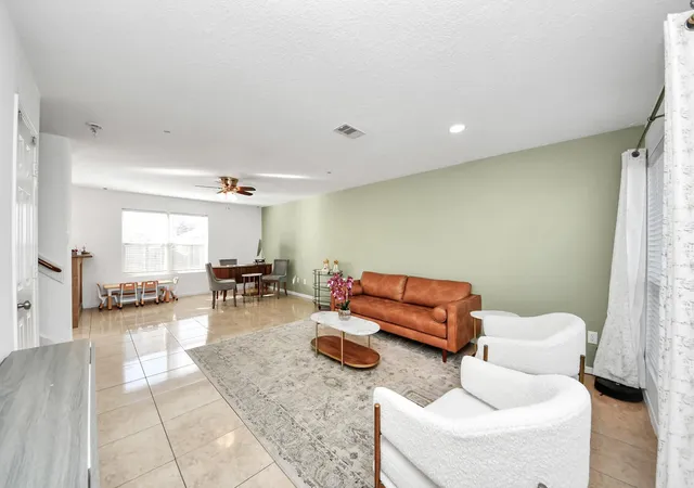 Photo 3 of Single family home for sale at 5007 Lamppost Hl Ct, Katy, TX 77449 | MLS# 70068352 | Listing updated on 2026-07-28