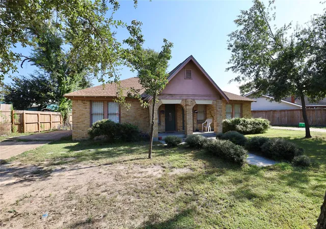 3rd image of 1125 Usener St, Houston, TX 77009 | MLS# 53313156