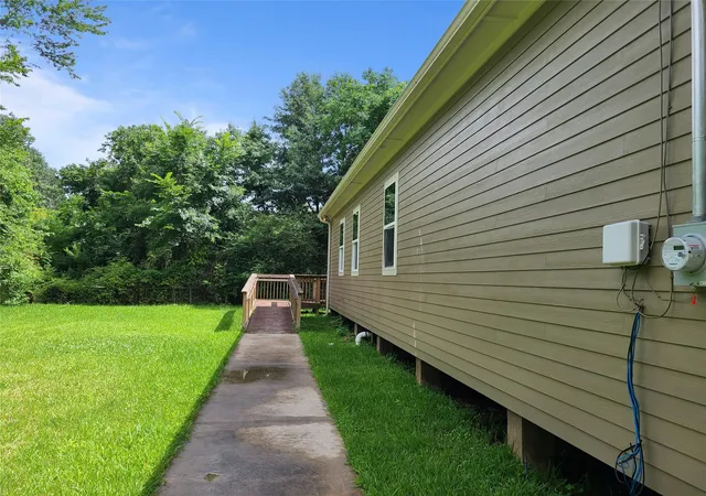 Photo 3 of Sale Pending at 27436 Lantern Ln, New Caney, TX 77357 | MLS# 72417795 | Listing updated on 2026-09-02