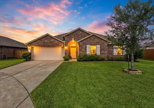 1st image of 10430 Sill Prairie Dr, Rosharon, TX 77583 | MLS# 16927076