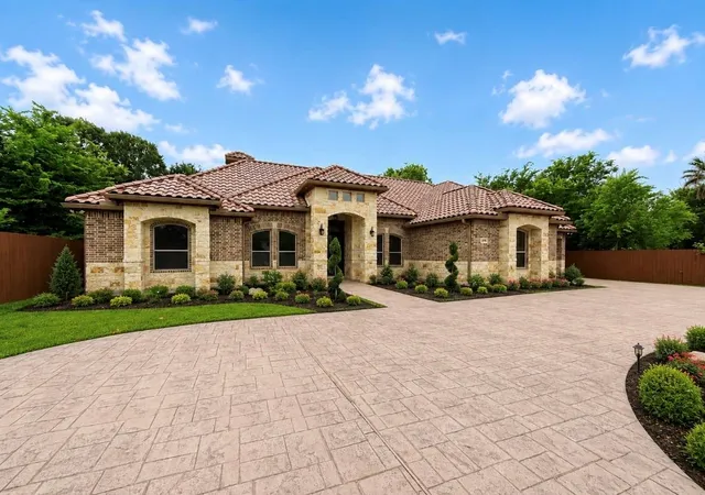 3rd image of 13409 Mcdoyle Rd, Houston, TX 77048 | MLS# 82091197