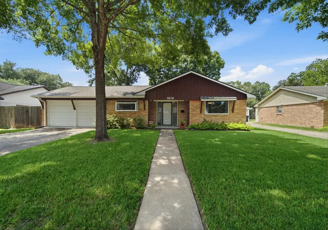 1st image of 5606 Carew St, Houston, TX 77096 | MLS# 42280236