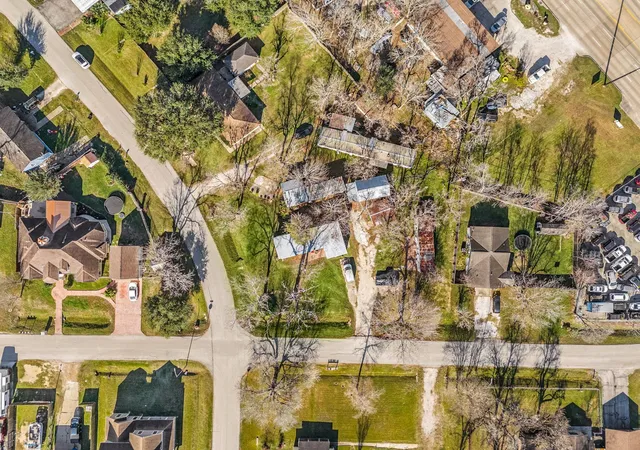 4th image of 9405 And 9407 Montgomery Ln, La Porte, TX 77571 | MLS# 83267911