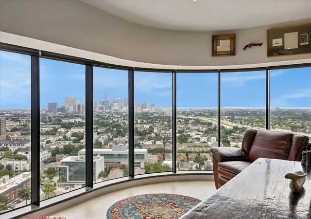 Homes for sale in Houston, TX | 1701 Hermann Dr #22CE, Houston, TX 77004 | MLS# 84269987