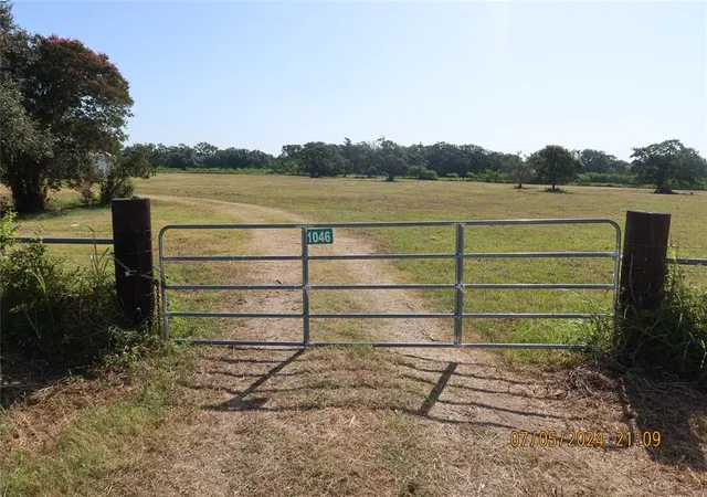 5th image of 1046 Railhead Road, Columbus, TX 78934 | MLS# 39282569