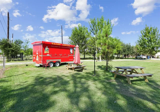 13th image of 3805 Danek Rd, Crosby, TX 77532 | MLS# 30734969