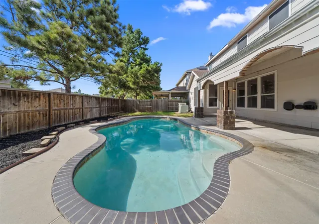 Photo 1 of Single family home for sale at 21207 Wickton Ln, Humble, TX 77338 | MLS# 98523627 | Listing updated on 2026-09-18