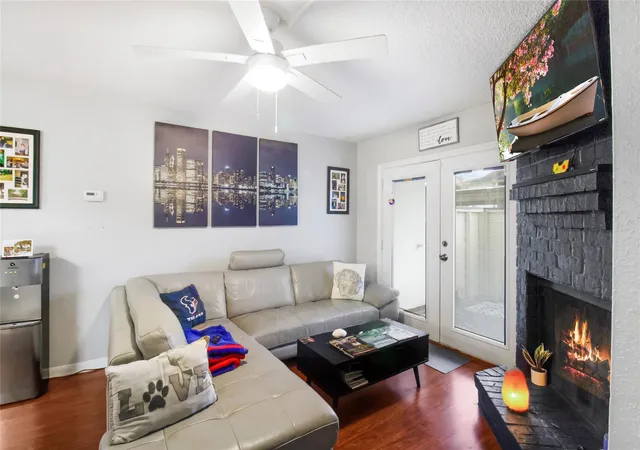 2nd image of 250 El Dorado Blvd #239, Webster, TX 77598 | MLS# 34733147