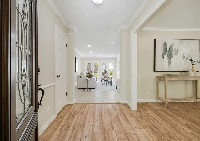 Photo 2 of Single family home for sale at 2811 Quincannon Ln, Houston, TX 77043 | MLS# 62732398 | Listing updated on 2026-08-29
