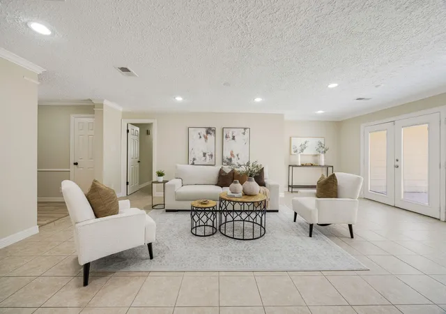 Photo 4 of Single family home for sale at 2811 Quincannon Ln, Houston, TX 77043 | MLS# 62732398 | Listing updated on 2026-08-29