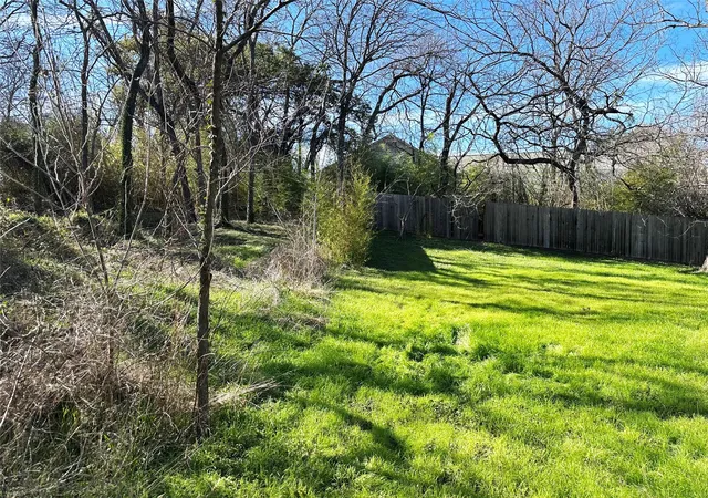 1st image of 1196 Em Franklin Ave, Austin, TX 78721 | MLS# 30098718