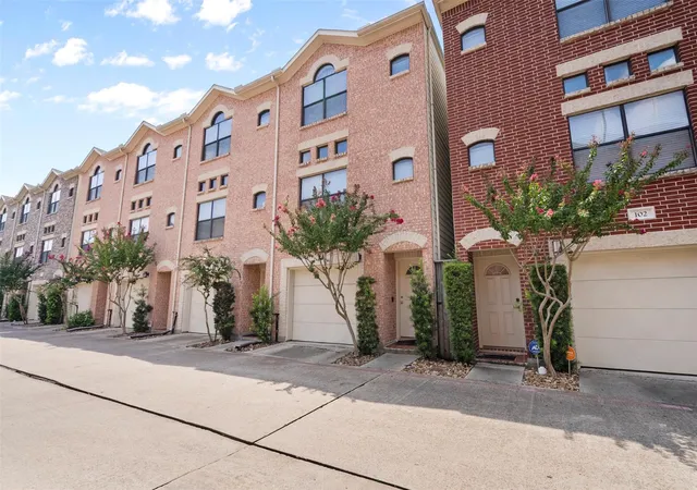 Homes for sale in Houston, TX | 8715 Meadowcroft Dr #201, Houston, TX 77063 | MLS# 86456065