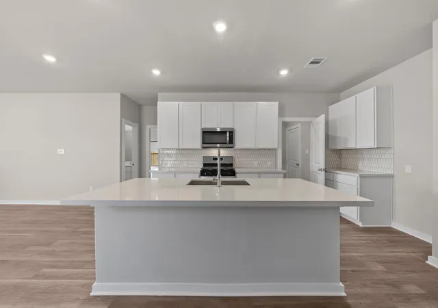 Photo 3 of Single family home for sale at 19022 Cetara Villa Dr, Hockley, TX 77447 | MLS# 12231084 | Listing updated on 2026-10-09