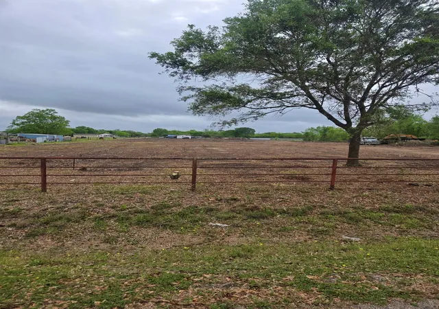 2nd image of 0 Berry Rd, Pearland, TX 77584 | MLS# 44072546