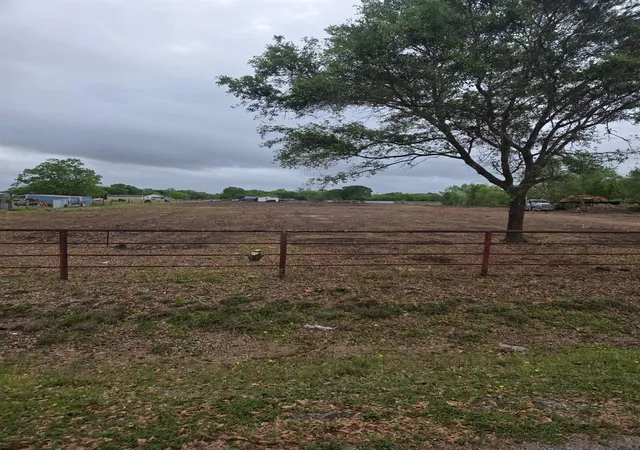 5th image of 0 Berry Rd, Pearland, TX 77584 | MLS# 44072546