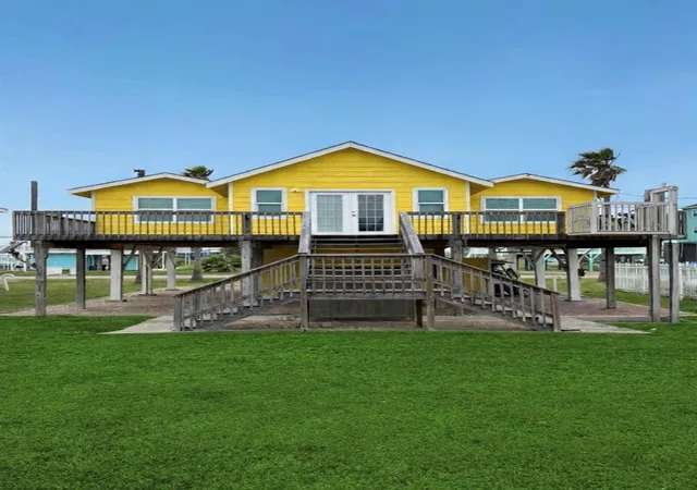1st image of 407 Sea Shell Dr, Freeport, TX 77541 | MLS# 12497587