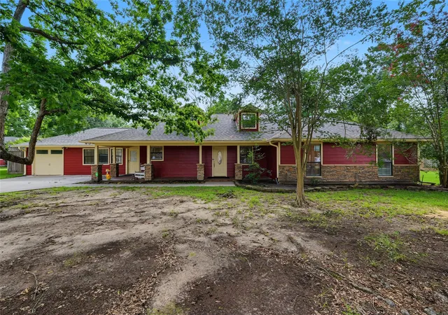 Photo 1 of Single family home for sale at 10985 Woods Ln, Cleveland, TX 77328 | MLS# 65704118 | Listing updated on 2026-09-01