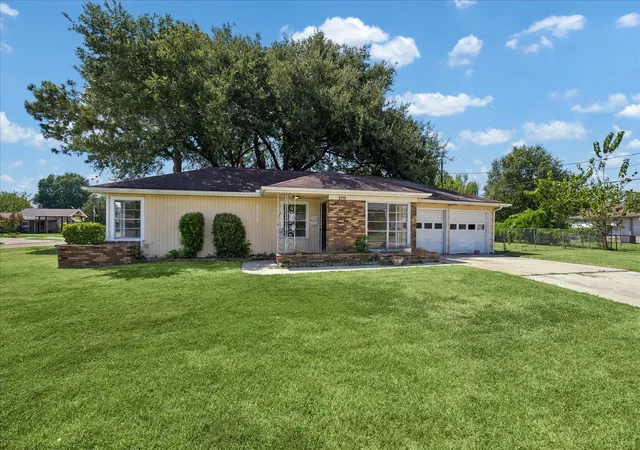 Photo 1 of Sale Pending at 3119 Chestershire Dr, Pasadena, TX 77503 | MLS# 63729236 | Listing updated on 2026-09-14