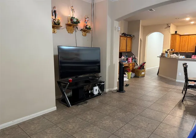 Photo 4 of Single family home for sale at 16722 Newlight Bnd Dr, Houston, TX 77095 | MLS# 91074900 | Listing updated on 2026-06-25