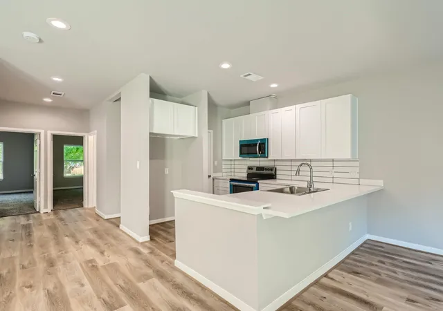 Photo 3 of Townhouse for sale at 12565 Melville Dr #312, Montgomery, TX 77356 | MLS# 93374606 | Listing updated on 2026-08-27
