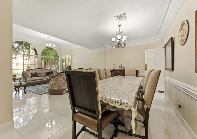 Photo 4 of Single family home for sale at 17206 Klee Cir, Spring, TX 77379 | MLS# 95263490 | Listing updated on 2026-08-07
