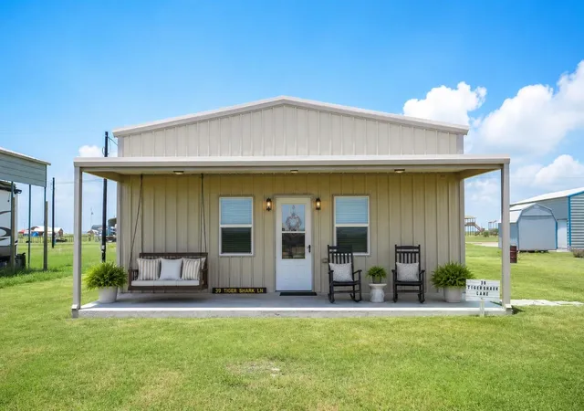 1st image of 39 Tiger Shark Ln, Palacios, TX 77465 | MLS# 60202137
