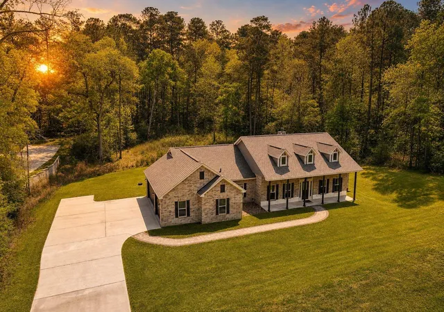 Photo 1 of Single family home for sale at 150 Sky Oak Ln, Huntsville, TX 77340 | MLS# 94904853 | Listing updated on 2026-09-12
