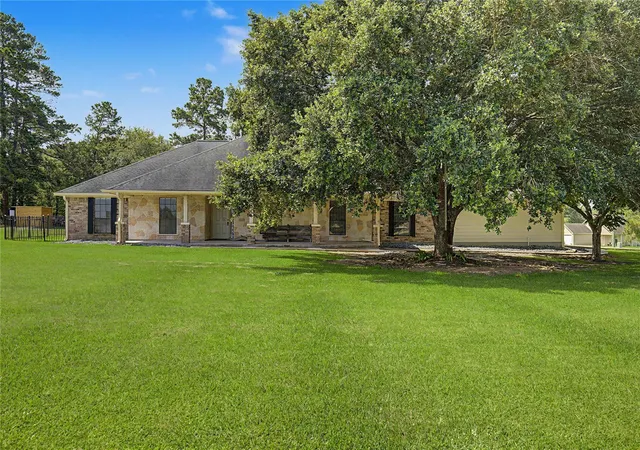 Homes for sale in Willis, TX | 16558 Green Meadow Loop, Willis, TX 77318 | MLS# 6501595