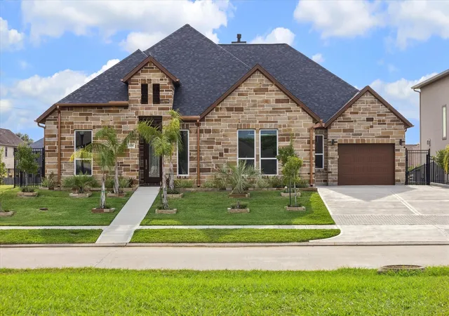 1st image of 606 Appia Dr, Kemah, TX 77565 | MLS# 97827064